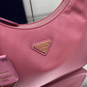 【Высококачественный оригинал】 Новейшая модная сумка Prada с золот