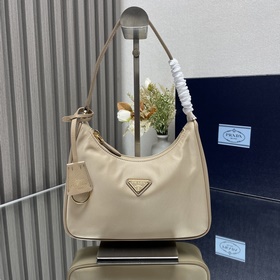 【Высочайшее качество】 Новейшая модная сумка Prada с золотыми мета