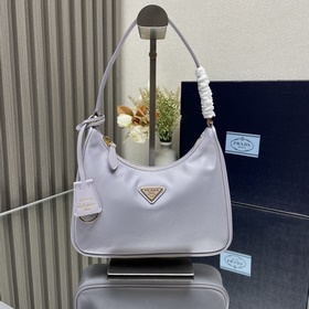 【Высококачественный оригинал】 Новейшая модная сумка Prada с золот