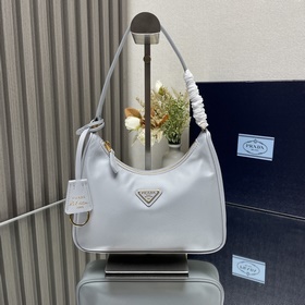 【Высококачественный оригинал】 Новейшая модная сумка Prada с золот