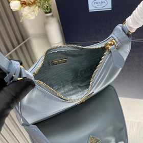 【Высочайшее качество】 Новейшая модная сумка Prada с золотыми мета