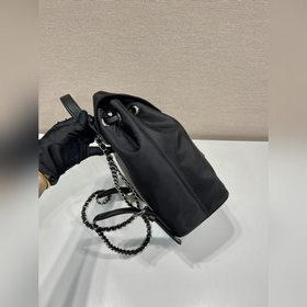 Сумка-рюкзак 1BZ831, маленькая Эта сумка изготовлена из импортног