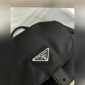 Сумка-рюкзак 1BZ831, маленькая Эта сумка изготовлена из импортног