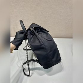 Сумка-рюкзак 1BZ830, большая Эта сумка изготовлена из импортного 