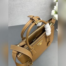 【Высококачественный оригинал】 (1BA274 гладкая кожа) Новая сумка-у