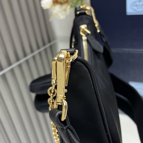 【Высококачественный оригинал】 Новая модель сумки Prada nylon Hobo