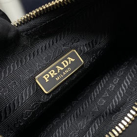 【Высококачественный оригинал】 Новая модель сумки Prada nylon Hobo