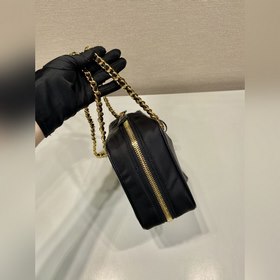 Новая сумка 1BB121A в стиле винтаж, маленькая Эта сумка из серии 