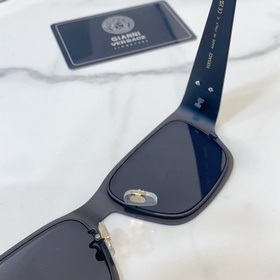 Versace МОДЕЛЬ： VE2262 Размер： 56, 18-140