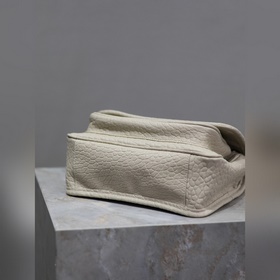 Подлинный продукт, niki_22cm, белый слон с золотой застежкой. Про
