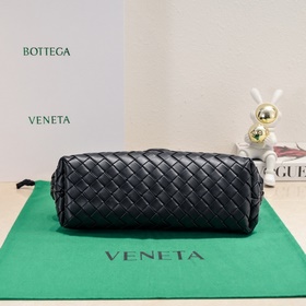 Летняя коллекция Bitters Venetia 2025 возвращает сумку Lauren 1 в