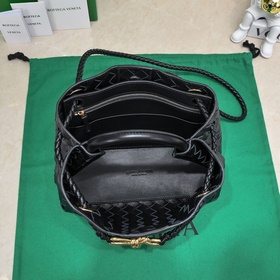 Новая зимняя коллекция BV 2025 продолжает традиции бренда в стиле