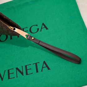 Новая модель 2025 года. Сумка из плетеной овечьей кожи BV с ткан