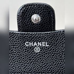 Черный икорный соус CF