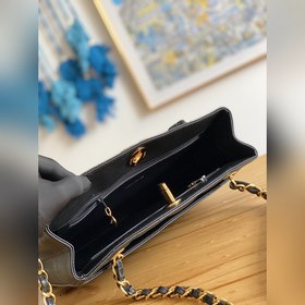 В наличии    Сумка для покупок Chane Vintage Золотая застежка