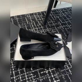 Chanel 24ss Новые туфли Mary Jane с заостренным носком и камелией