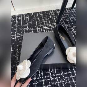 Chanel 24ss Новые туфли Mary Jane с квадратным носком и камелией 