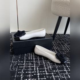 Chanel 24ss Новые туфли Mary Jane с квадратным носком и камелией