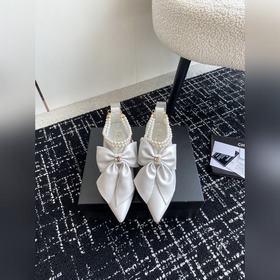 Chanel 24 новые туфли с заостренным носком, толстым каблуком, бан