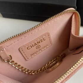 24 новинки CHANEL 7-образная сумка с одним замком. Оригинальное к