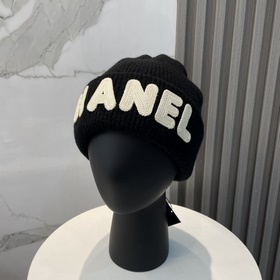 【CHANEL】 Новая модель шерстяной вязаной шапки, представленная в п