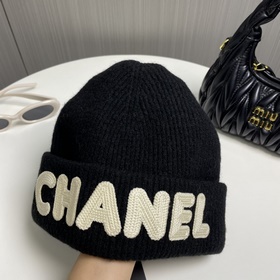 【CHANEL】 Новая модель шерстяной вязаной шапки, представленная в п