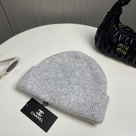【CHANEL】 Новая модель шерстяной вязаной шапки, представленная в п
