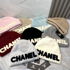【CHANEL】 Новая модель шерстяной вязаной шапки, представленная в п