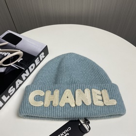 【CHANEL】 Новая модель шерстяной вязаной шапки, представленная в п