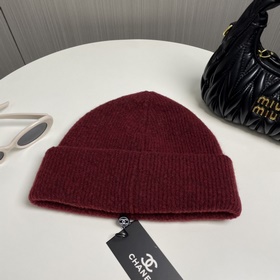 【CHANEL】 Новая модель шерстяной вязаной шапки, представленная в п