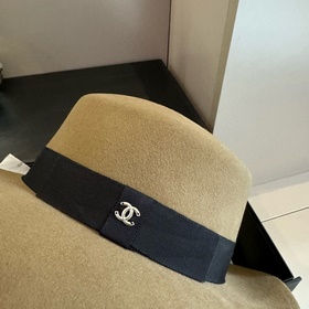 Шляпа Chanel из шерсти, 100% шерсть, окружность головы 57 см.