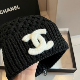 Chanel вязаная шапка