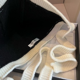Chanel Новая модель шапки для лыж от Chanel, вязаная шапка, офици