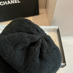 Chanel вязаная шапка