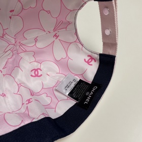 Новая бейсболка Chanel (Chanel) из оригинальной коллекции, изгото