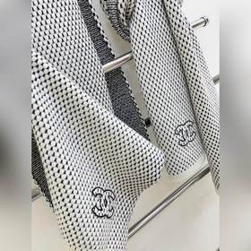 Новая коллекция Chanel на осень-зиму, обеспечивает превосходную т