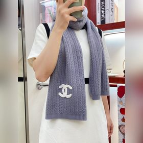 Новая коллекция Chanel на осень-зиму, обеспечивает превосходную т