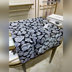 Маленький аромат 【Сакура с узором из пузырьков на шелковой ткани 