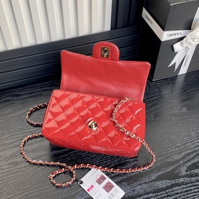 chanel 24K CF mini handle AS2431. Этот дизайн выглядит очень элег