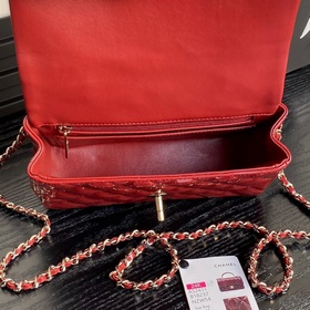 chanel 24K CF mini handle AS2431. Этот дизайн выглядит очень элег