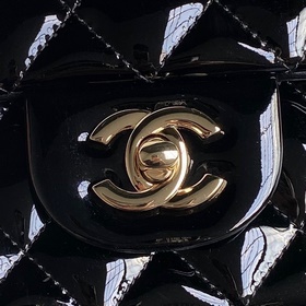 chanel 24K CF mini handle AS2431. Этот дизайн выглядит очень элег