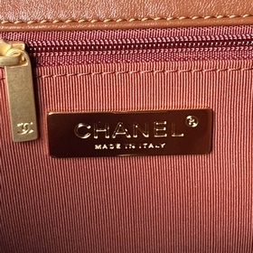 1160 Маленькая сумка Chanel осень-зима 2019. Сочетание всех класс
