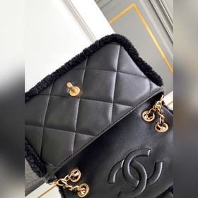 Черный CHANEL 24k Teddy Bear осенне-зимняя коллекция сумок | Нево