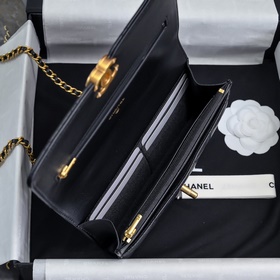 Chanel 24S с ручкой из плетеных букв Металлический логотип, релье