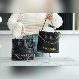 Chanel 23S 22Mini сумка черно-серебристая Долгожданная мини-сумка