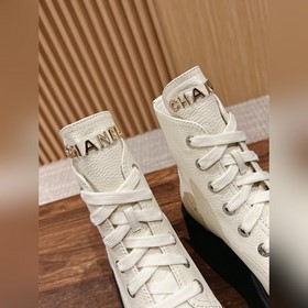 Ботинки Chanel на толстой подошве, визуально удлиняют ноги, насто