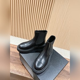 #Chanel – это именно то, что нужно. Новые осенне-зимние ботинки C