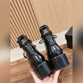 Осенне-зимние мотоциклетные ботинки Chanel с цепочкой Верх из кож