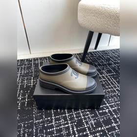 Короткие  CHANEL 24ss – популярные резиновые сапоги! Приобретит