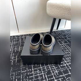 Короткие  CHANEL 24ss – популярные резиновые сапоги! Приобретит